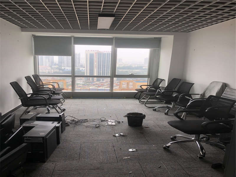 德思勤廣場(chǎng)法拍房B3至B6棟2127號(hào)、2128號(hào)