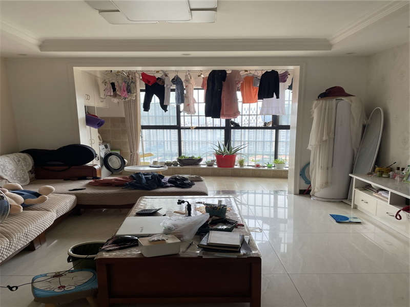 金澤園小區(qū)法拍房二期2、3棟2502室