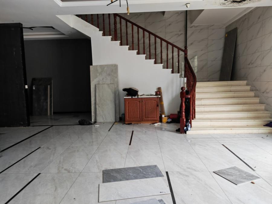 湖南高星物流園（高星物流園市場交易區(qū)）法拍房二期3-12#棟120、121、122、123室