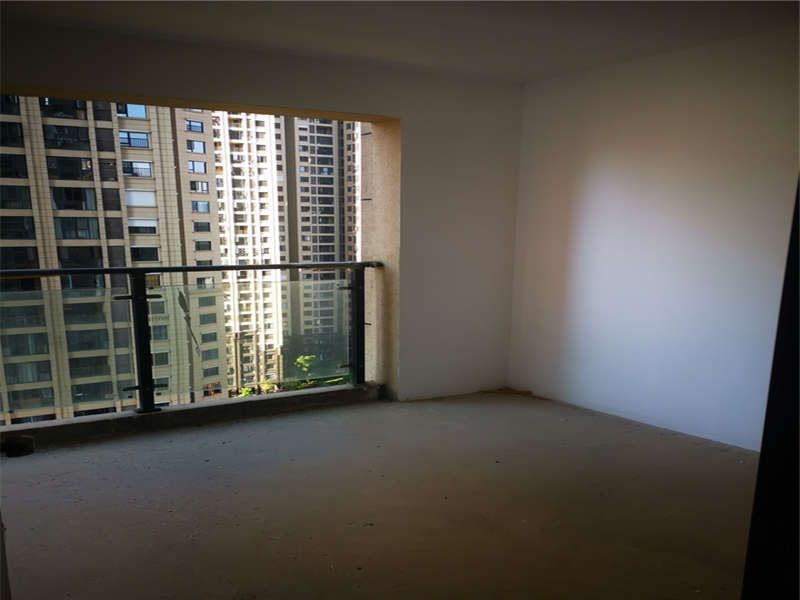 明發(fā)國(guó)際城（明發(fā)商業(yè)廣場(chǎng)）法拍房2-08#棟1605室