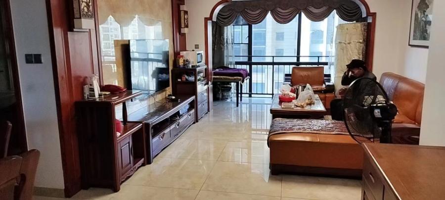 天下一家華府法拍房2棟706號房產(chǎn)及室內(nèi)所有家具、家電