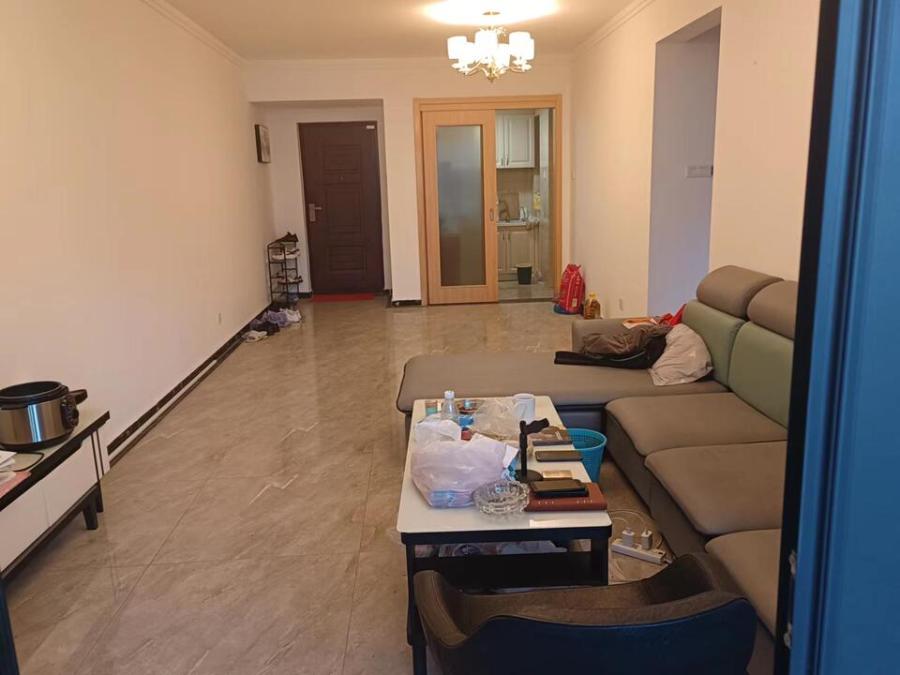 萬潤(rùn)濱江天著法拍房6#棟1403室（包含家具家電）