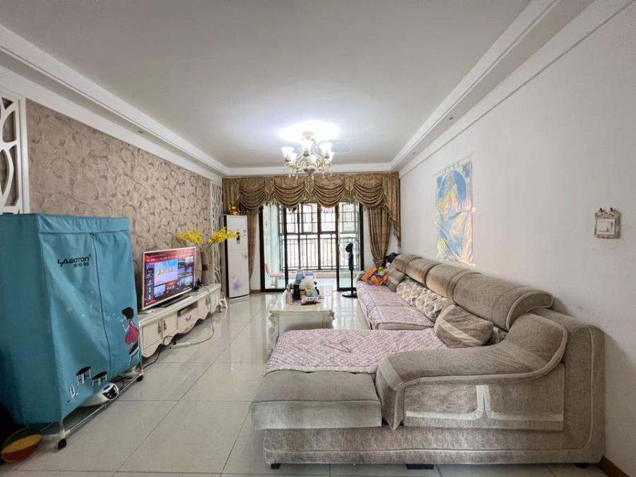 中海國(guó)際社區(qū)二期（中海江御名園）法拍房二期二區(qū)3、4棟808房