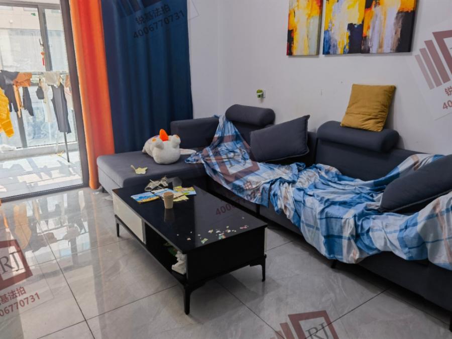 明昇壹城（明昇時(shí)代廣場）法拍房04地塊13棟305號(hào)（雙學(xué)區(qū)）