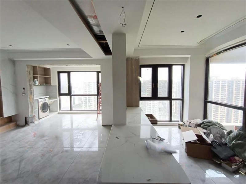 中南國際眼鏡城（中偉商業(yè)中心）法拍房3、4、5棟2301室及其室內(nèi)物品