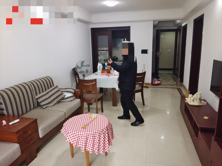 中海國(guó)際社區(qū)一期（中海江御名園）法拍房一期金楠街3、4棟2203號(hào)