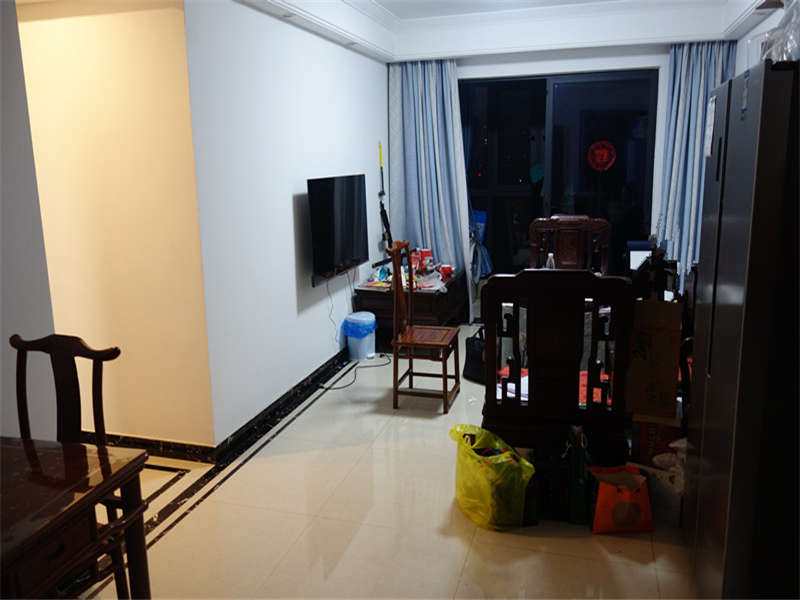 梅溪湖壹號(hào)御灣（湖墅嘉園）法拍房三期C地塊G8、G9棟302號(hào)（雙學(xué)區(qū)）