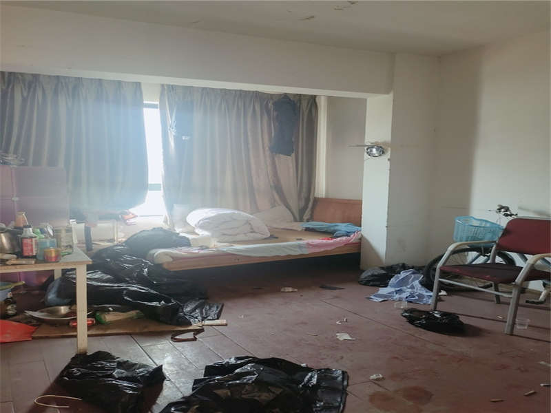 金典商務(wù)中心法拍房1、2、3、4棟611號(hào)