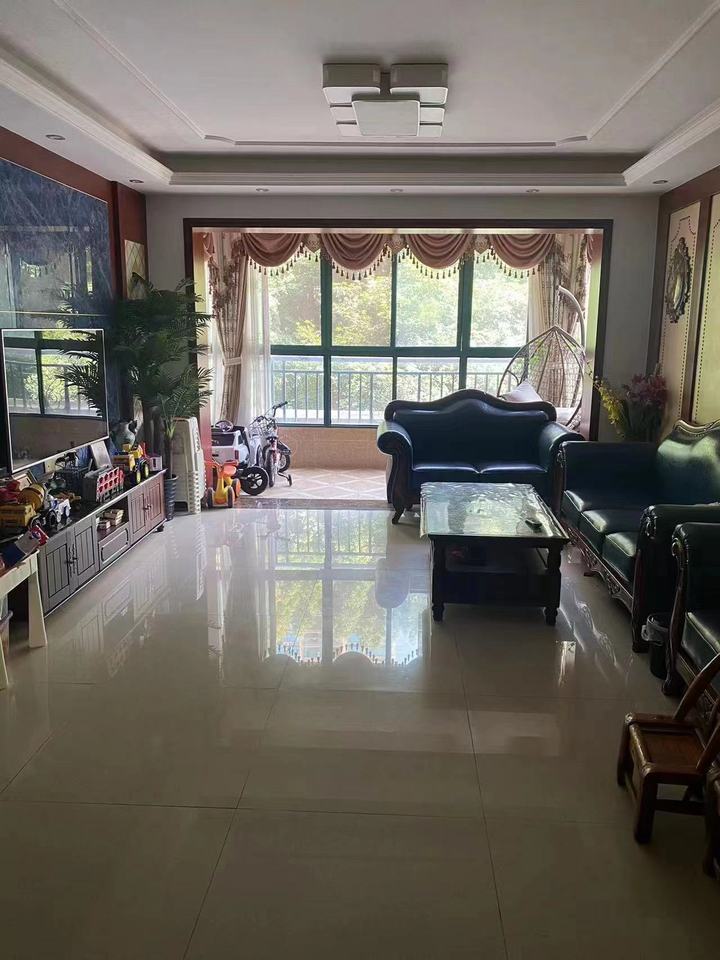 恒大名都法拍房5、6、7棟209號