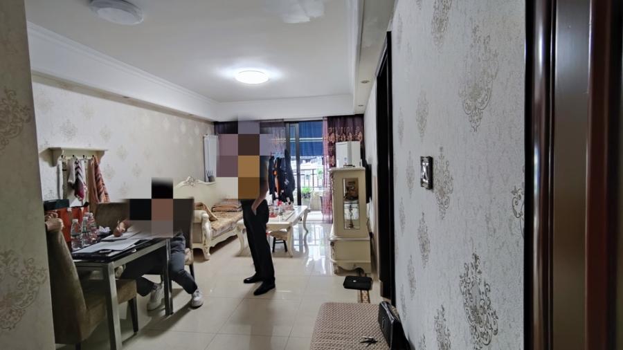 中海國(guó)際社區(qū)一期（中海江御名園）法拍房一期金楠街13、14棟1002室及室內(nèi)家具電器