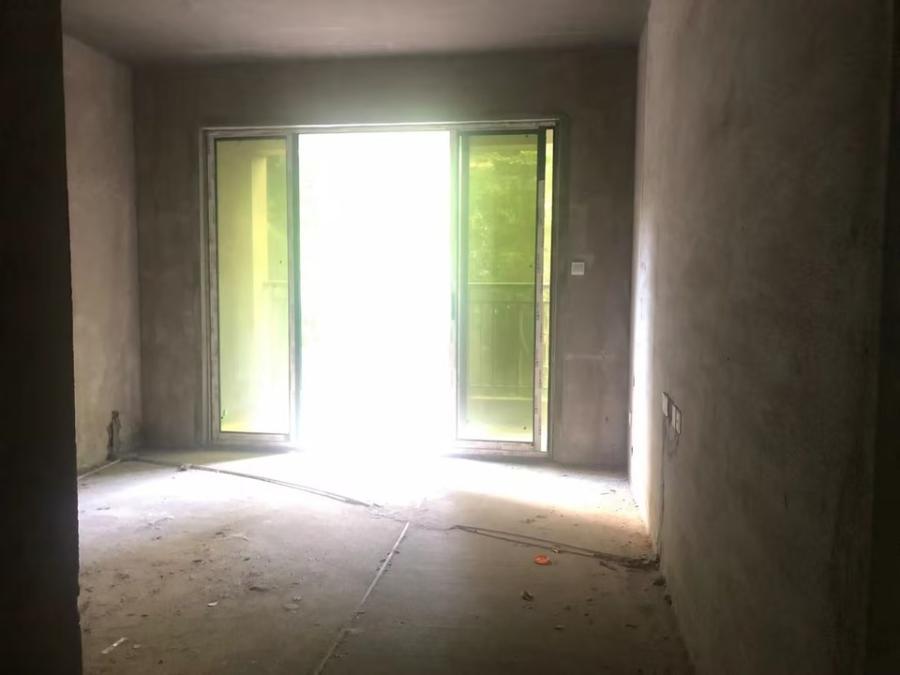 富基世紀(jì)公園法拍房三期46、47、48棟203室