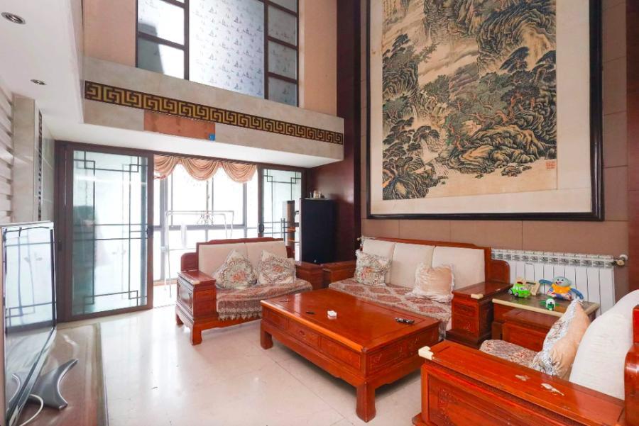 金麓國(guó)際小區(qū)（金麓商務(wù)廣場(chǎng)）法拍房3、4棟2803房