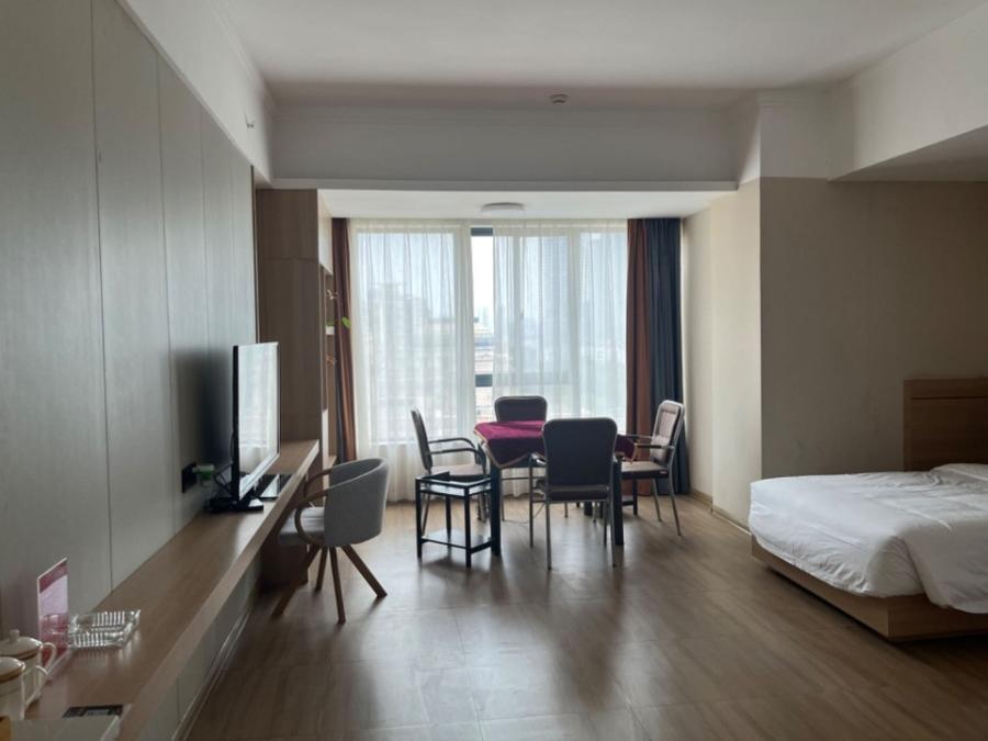 湖南華?。ɑ鹧骈_發(fā)區(qū)二片）法拍房1棟703號