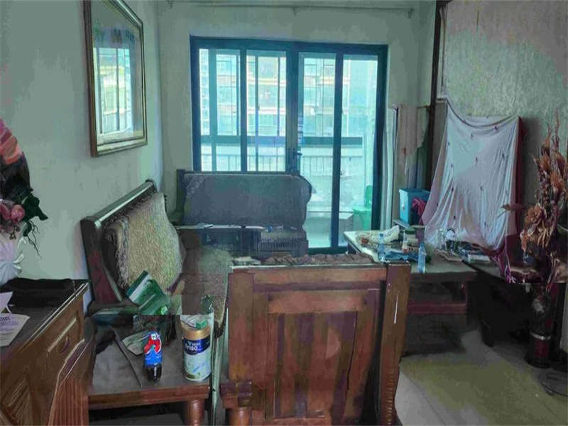 恒大綠洲法拍房6、7、8棟1604號