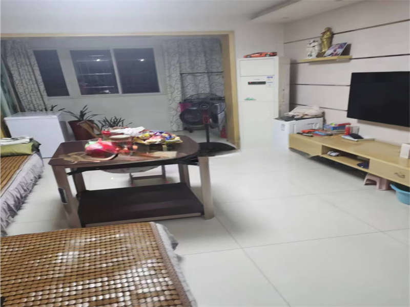 景環(huán)小區(qū)法拍房B3、B4棟203房