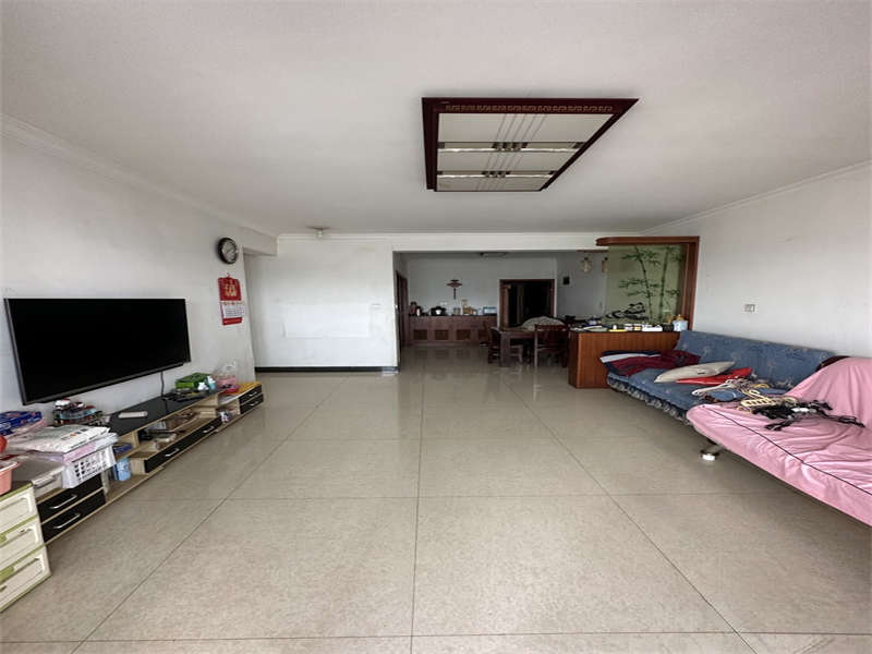 星典時(shí)代新寓法拍房5、6棟2602號(hào)