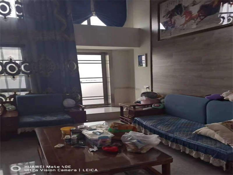 佳兆業(yè)水岸新都法拍房76、77棟406房