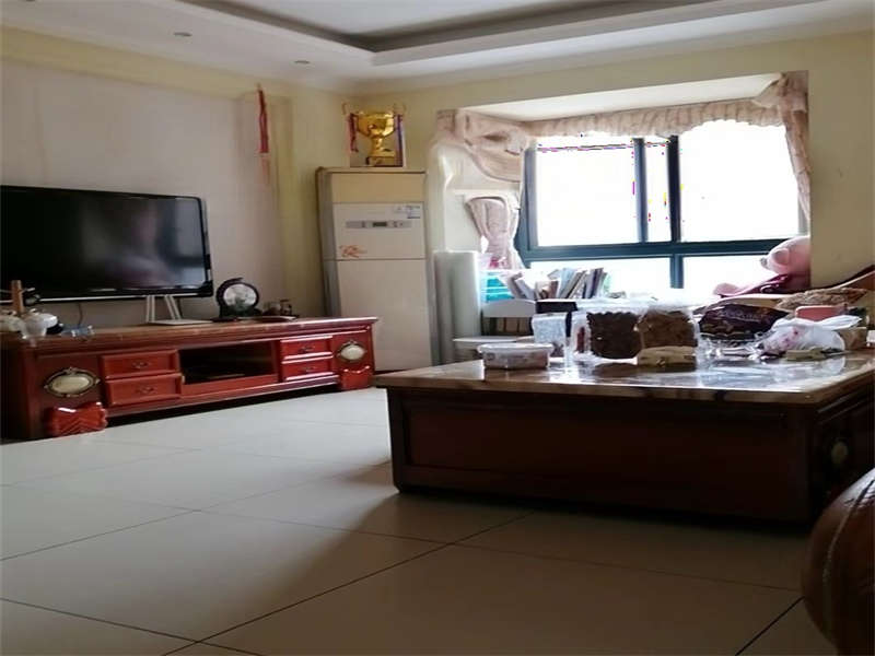 東方新城（東璽門(mén)）法拍房L1、L3棟2406號(hào)