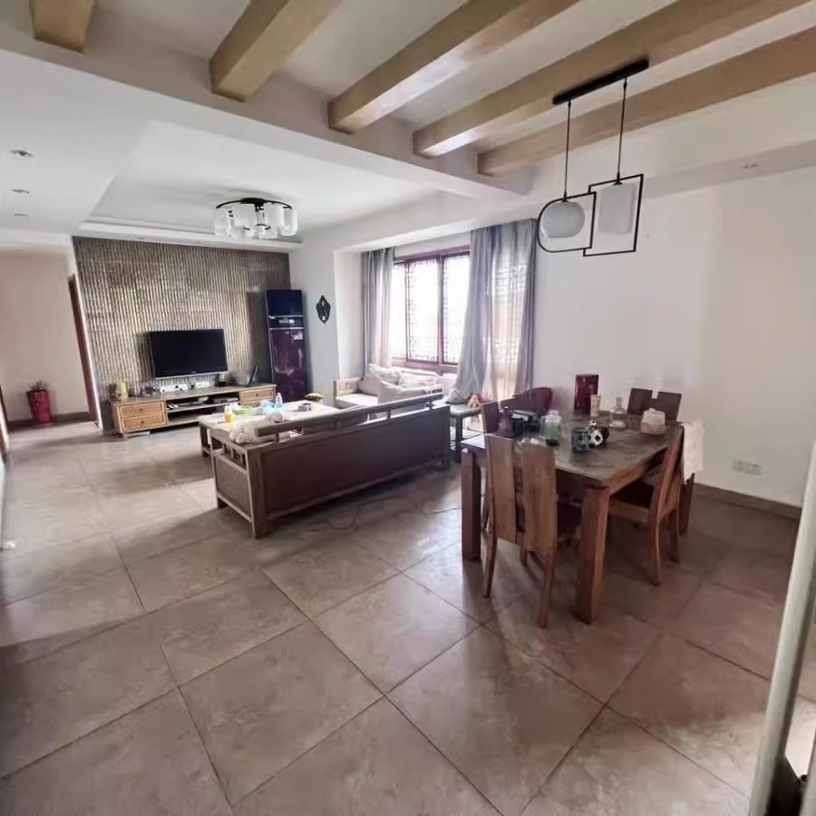 銀港水晶城(C區(qū))法拍房C1棟27008室 銀港水晶城(C區(qū))法拍房C1棟27008室