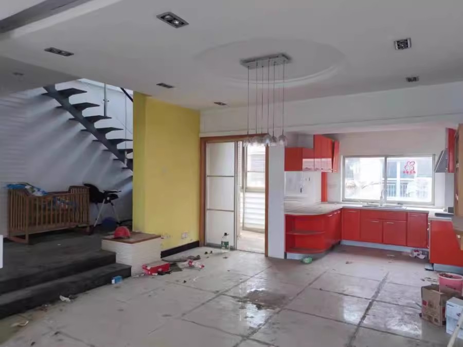 恒都苑法拍房0813926棟603、703室房屋及房屋內(nèi)的家具、家電