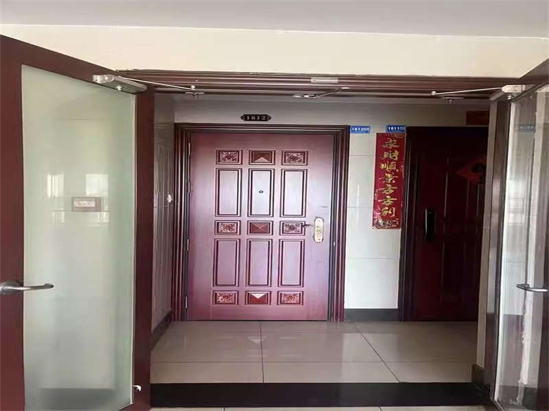 恒大城法拍房5、6、7棟1812室