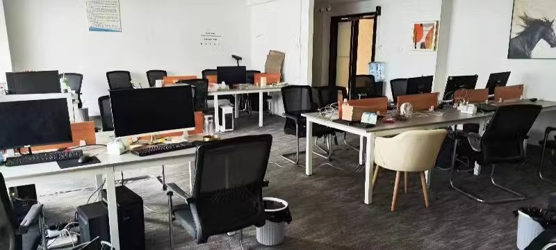 復(fù)地星光天地（復(fù)地星光商業(yè)廣場(chǎng)）法拍房4號(hào)樓1005室、1006室、1007室