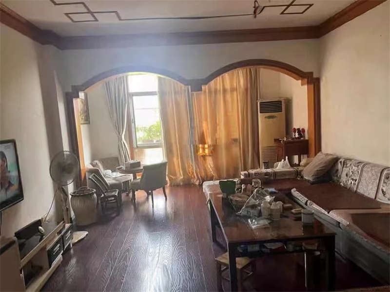 凌霄社區(qū)火星街道1片(凌霄路)法拍房019棟513號(hào) 凌霄社區(qū)火星街道1片(凌霄路)法拍房019棟513號(hào)