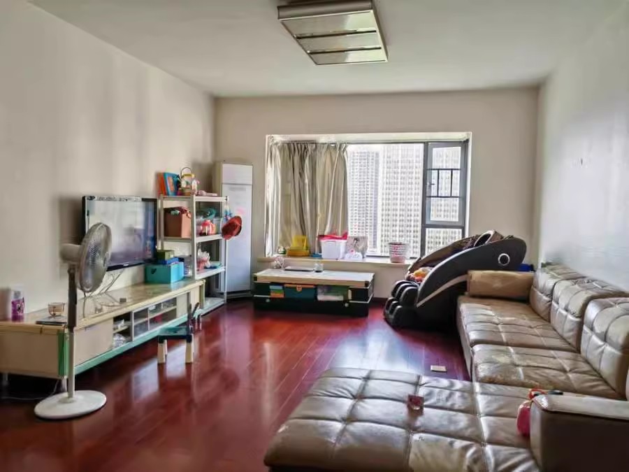 鈺龍?zhí)煜录褕@法拍房1棟1705號（雙學(xué)區(qū)）