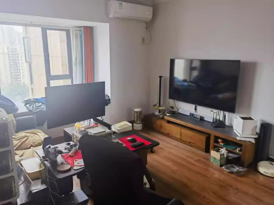 榮盛花語(yǔ)馨苑法拍房8棟1802號(hào)