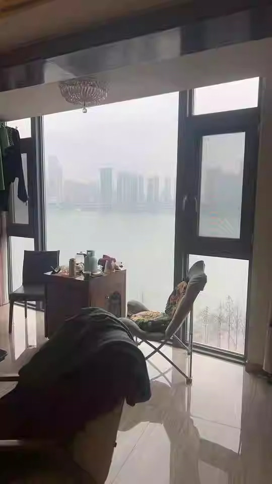 ( 一線江景 雙學位)北辰定江洋法拍房D1-5棟709房 ( 一線江景 雙學位)北辰定江洋法拍房D1-5棟709房