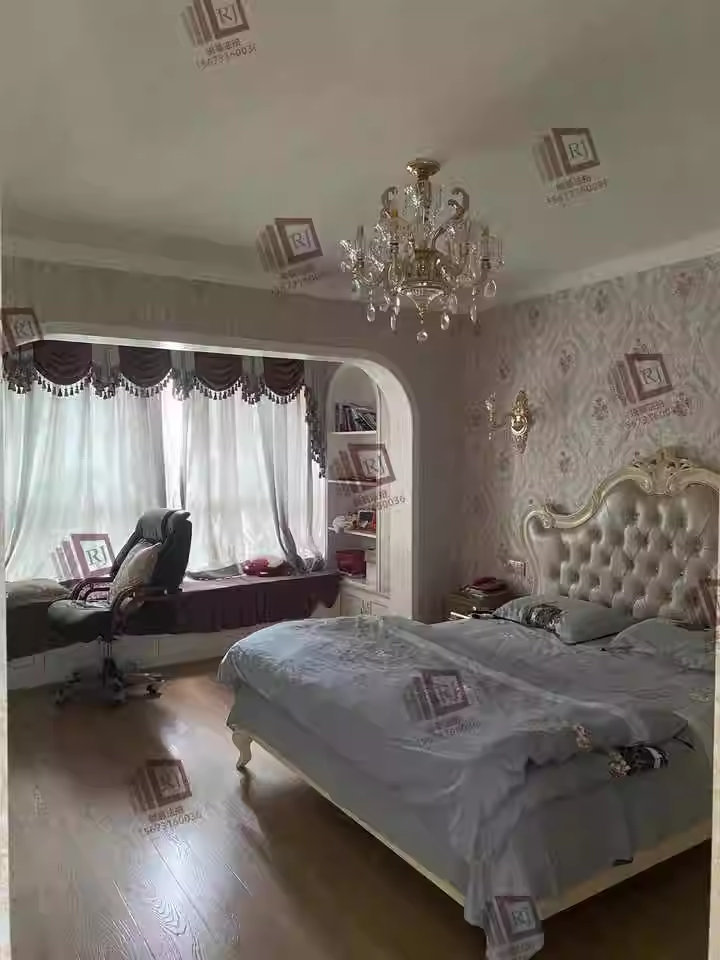 1758089615793078.jpg