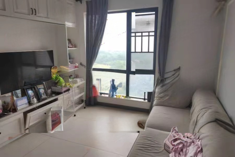 藍(lán)光幸福滿庭（藍(lán)光河畔景苑）法拍房6棟1306